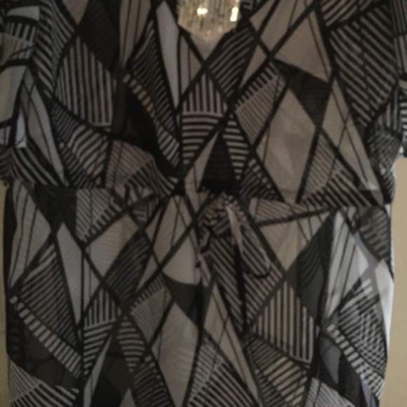 Cool 😎 swimsuit cover up or tunic☀️ - Picture 5 of 6